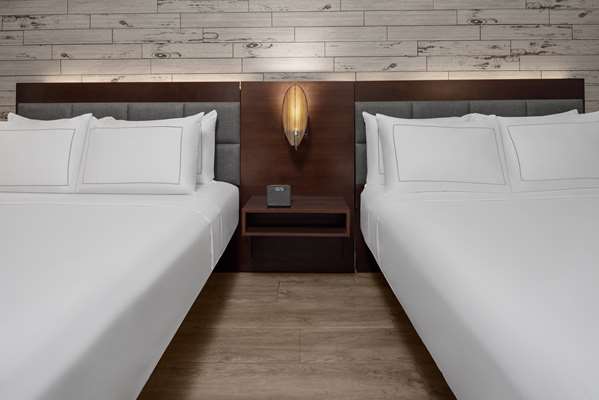  - Fin Hotel Oceanside