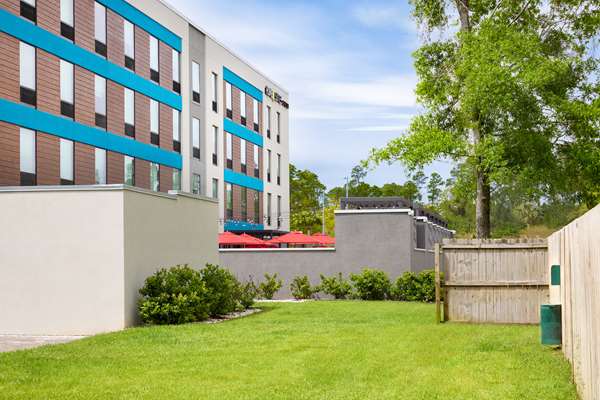  - Home2 Suites by Hilton Pine Forest Road Pensacola - I-10, Exit 7