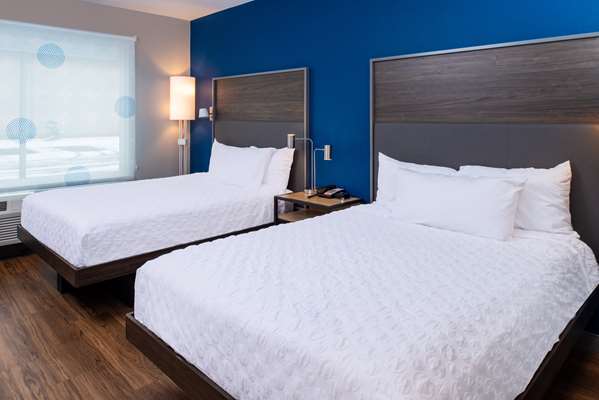  - Tru by Hilton Elkhart - I-80 & I-90, Exit 92