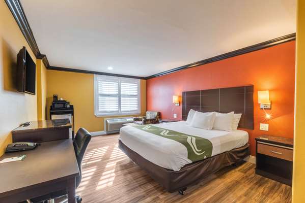  - Quality Inn & Suites Downtown Sacramento - I-5, Exit 520