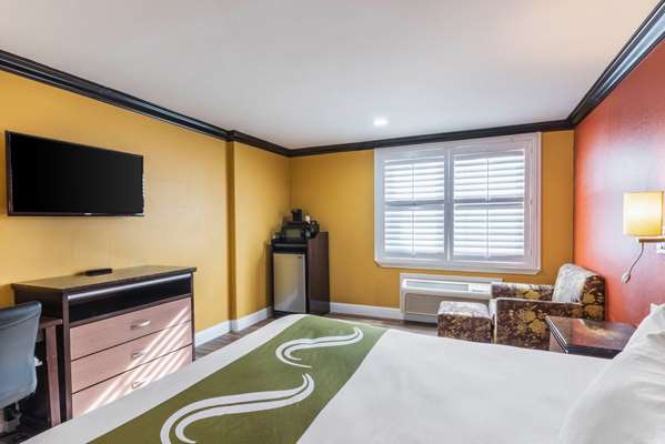  - Quality Inn & Suites Downtown Sacramento - I-5, Exit 520