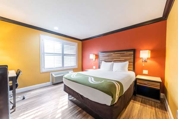  - Quality Inn & Suites Downtown Sacramento - I-5, Exit 520