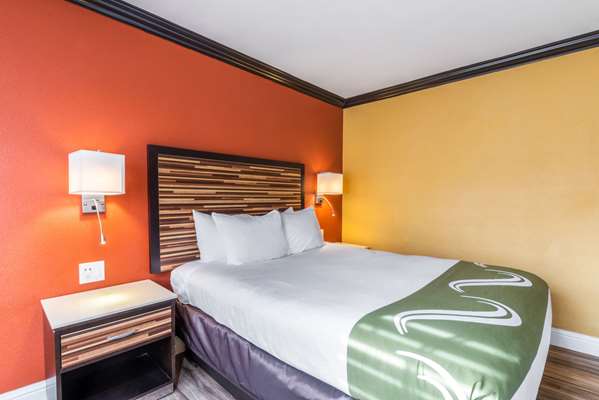  - Quality Inn & Suites Downtown Sacramento - I-5, Exit 520