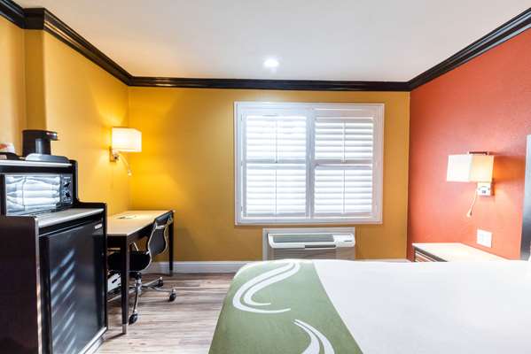  - Quality Inn & Suites Downtown Sacramento - I-5, Exit 520