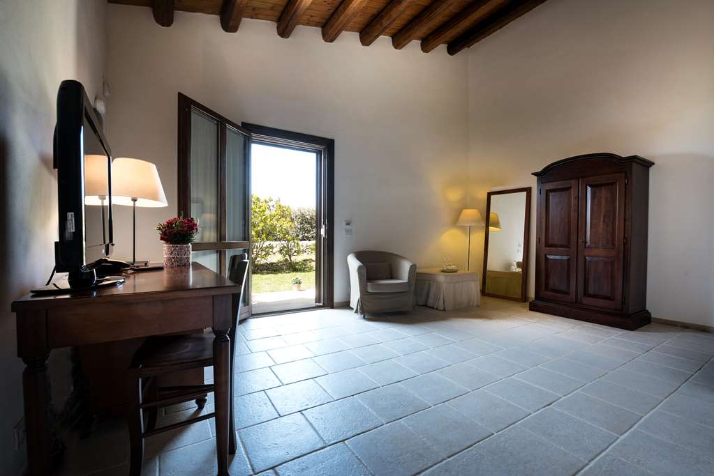 La Dimora di Spartivento, BW Signature Collection-guestroom-Guest Room,On-Site.jpg