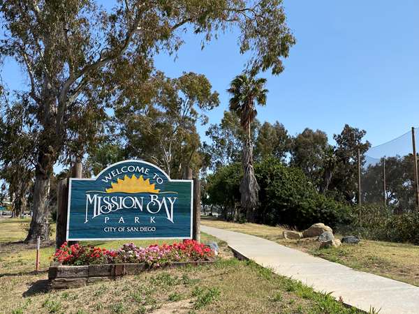  - SureStay Hotel by Best Western Pacific Beach San Diego - I-5, Exits 23 & 23A