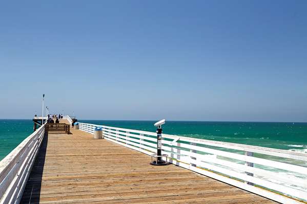 Beach - SureStay Hotel by Best Western Pacific Beach San Diego - I-5, Exits 23 & 23A