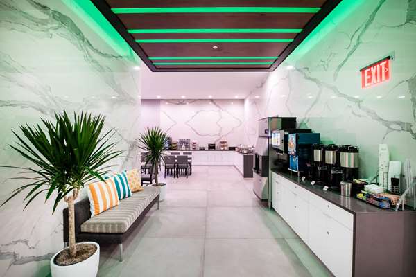  - Wingate by Wyndham Hotel Long Island City