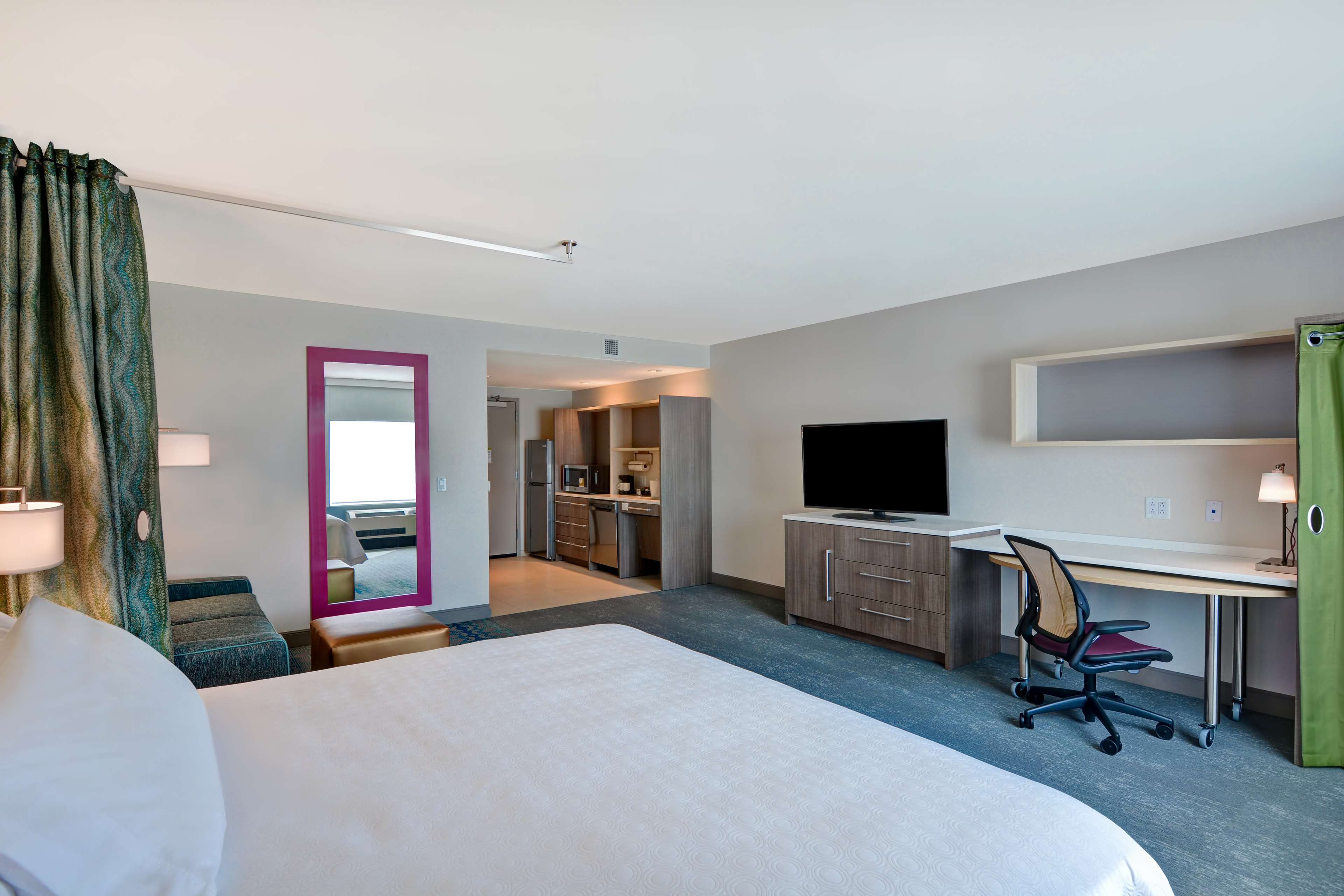 Home2 Suites by Hilton Williston Burlington Room Type - 1KG ACC TUB STUDIO NONSMOK