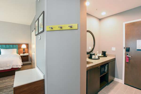  - Hampton Inn & Suites West Chester - I-75, Exit 24