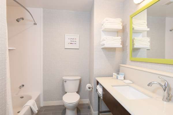  - Hampton Inn & Suites West Chester - I-75, Exit 24