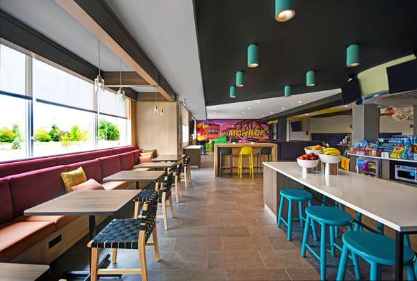  - Tru by Hilton Monroe - I-75, Exit 15