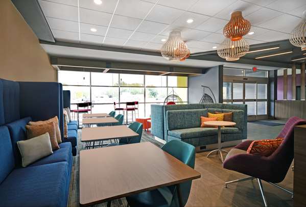  - Tru by Hilton Monroe - I-75, Exit 15