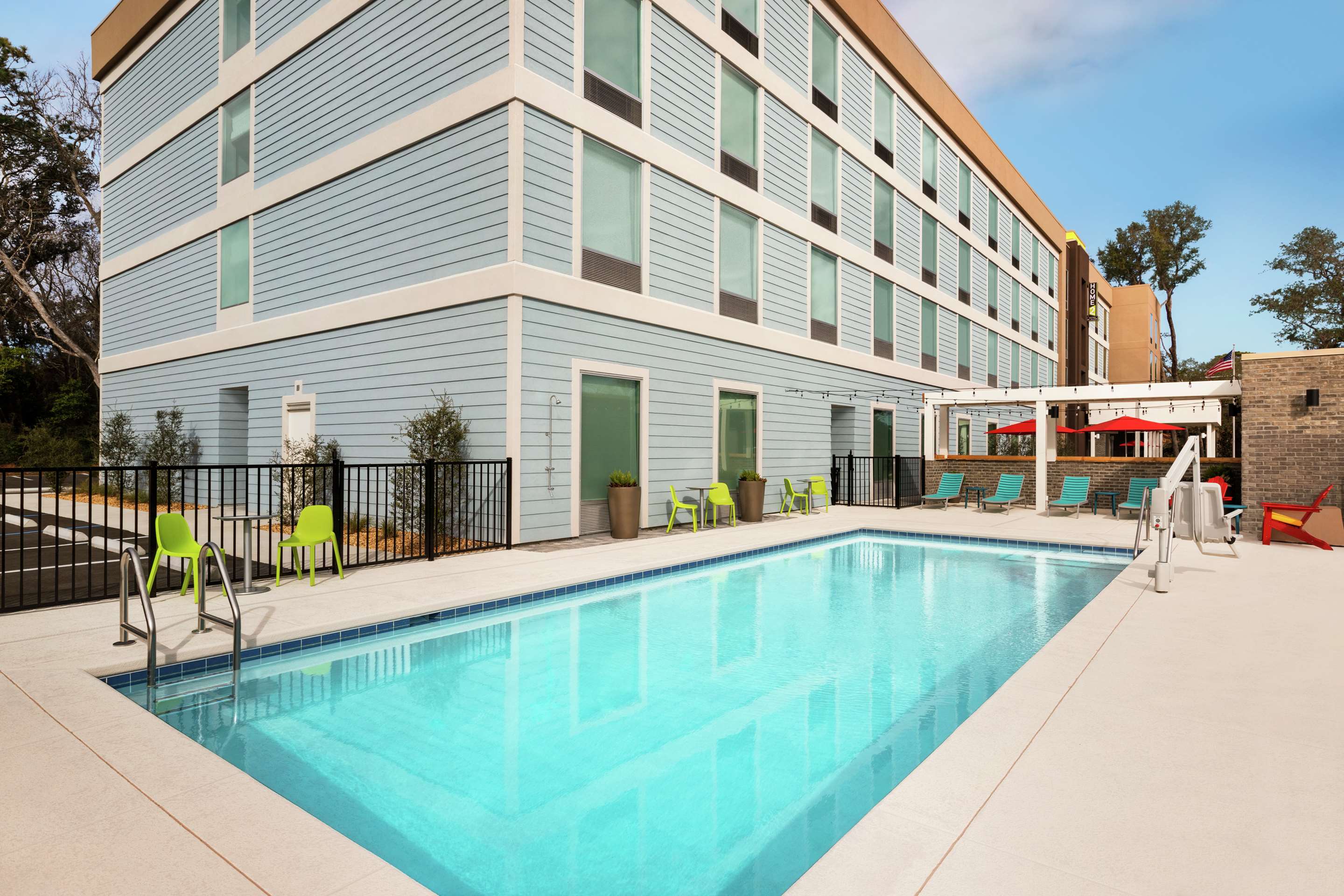 Pool | Home2 Suites by Hilton Fernandina Beach Amelia Island, FL