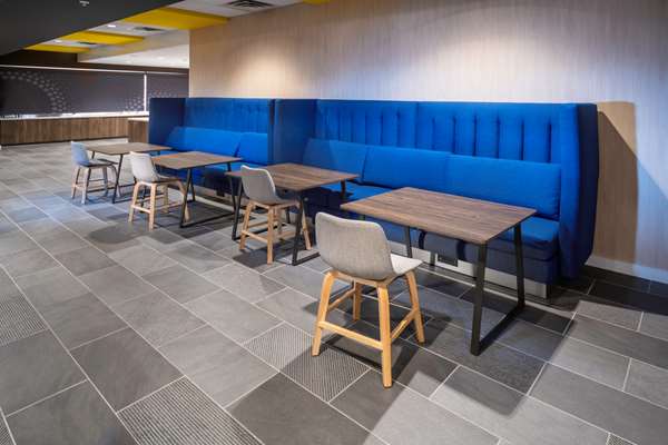 Restaurant - Tru by Hilton Hotel Mall of America Bloomington