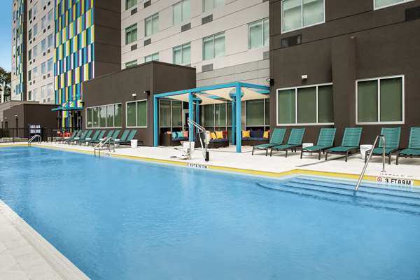 Pool - Tru by Hilton Hotel Convention Center Area Orlando - I-4, Exit 72