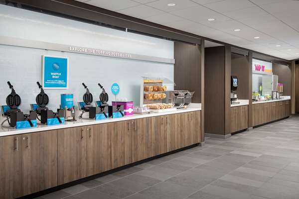 Amenities - Tru by Hilton Hotel Convention Center Area Orlando - I-4, Exit 72