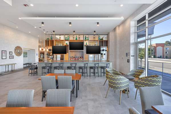 Bar - Hilton Garden Inn Fremont