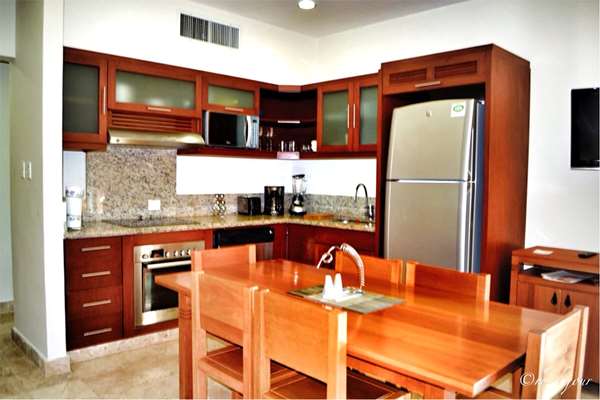 One-Bedroom Master Suite, Non-Smoking