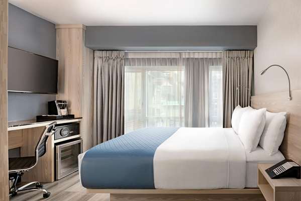  - Wingate by Wyndham Hotel Midtown South New York