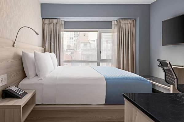  - Wingate by Wyndham Hotel Midtown South New York