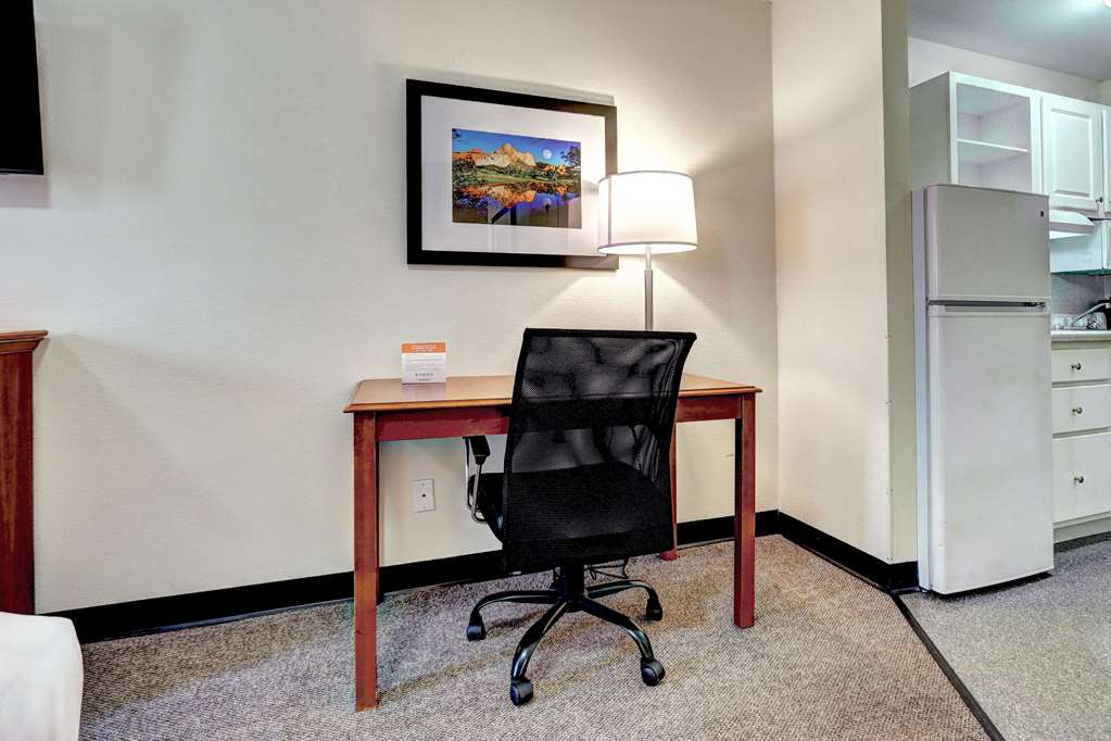 SUBURBAN STUDIOS WESTMINSTER DENVER-guestroom-Guest Room,Suite,On-Site.jpg