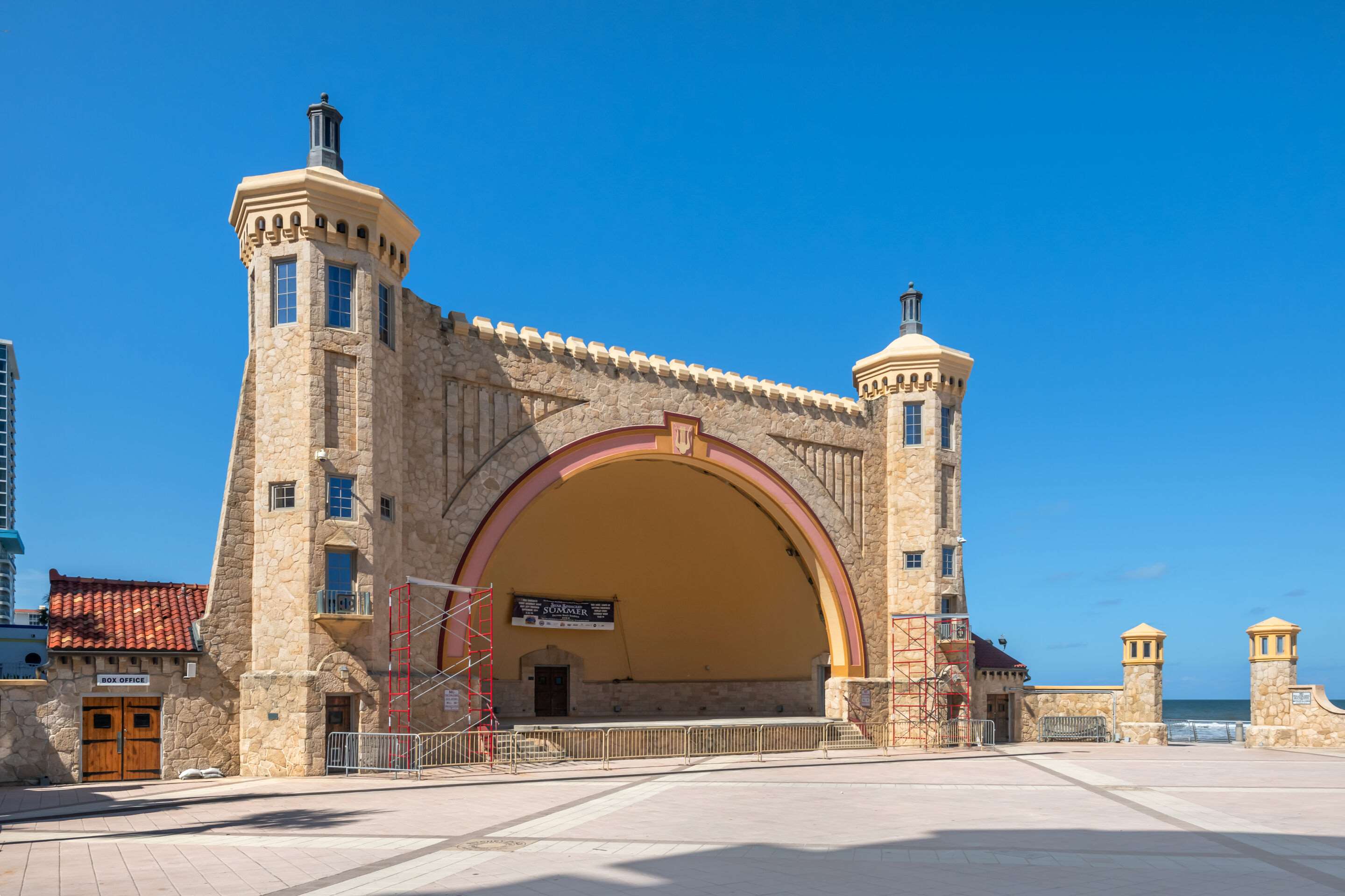 Hotel near popular attractions