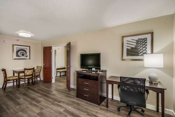 Suite - Quality Inn & Suites Quincy