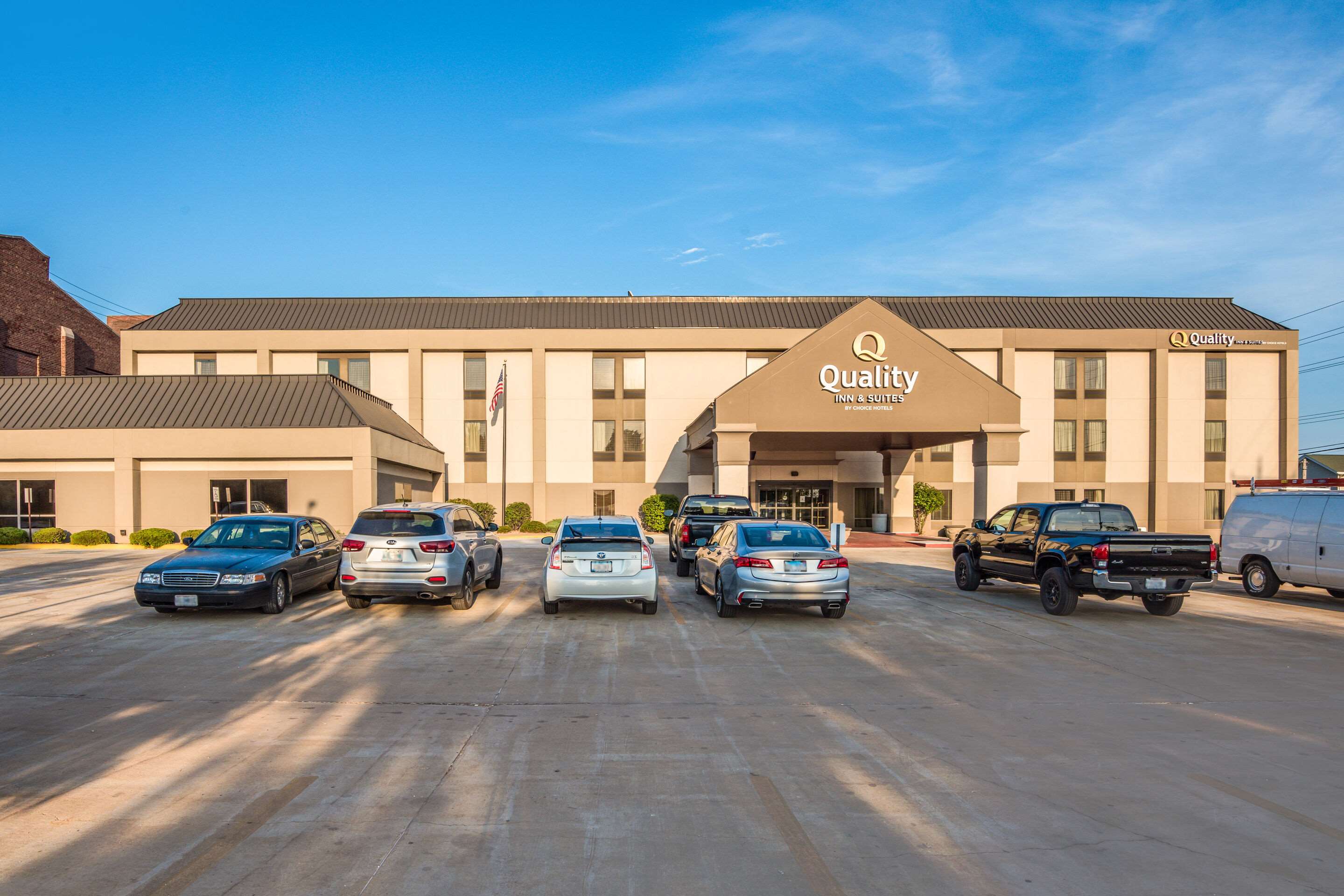 Hotel exterior | Quality Inn & Suites Quincy - Downtown