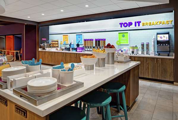 Amenities - Tru by Hilton Hotel Airport Austin