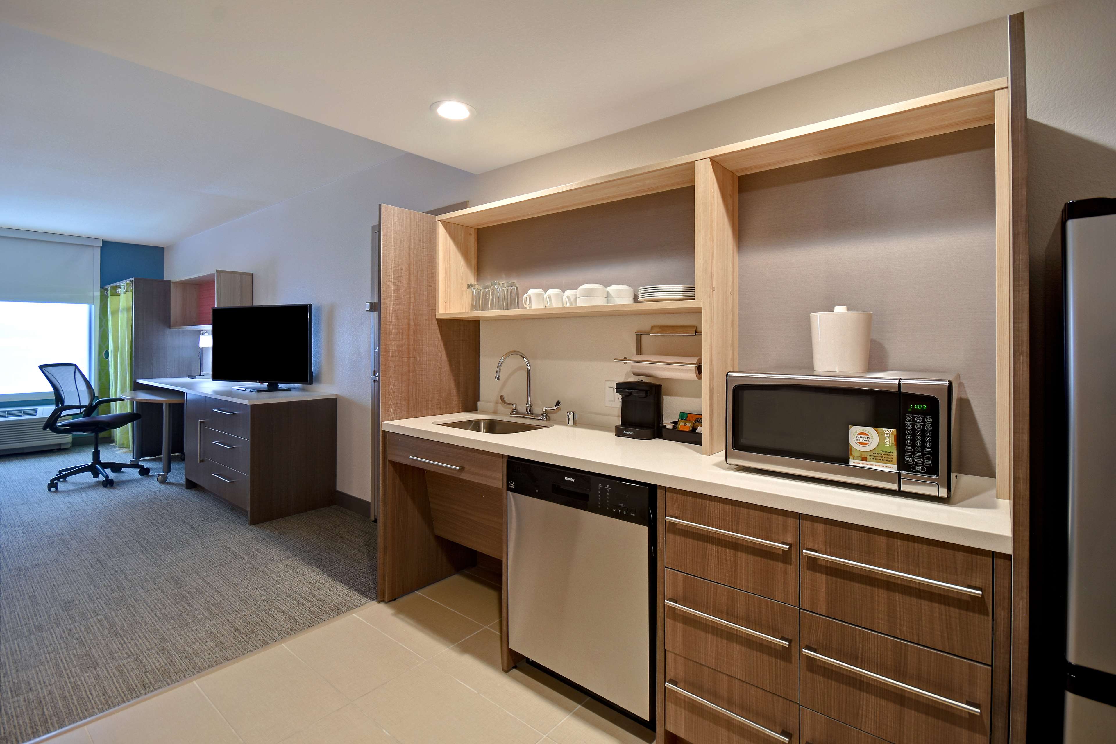 Home2 Suites by Hilton Eau Claire South Room Type - 2QN ACC TUB STUDIO NONSMK