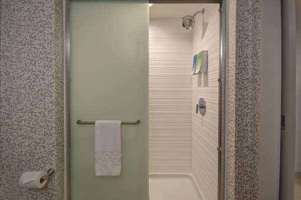  - Home2 Suites by Hilton Eau Claire