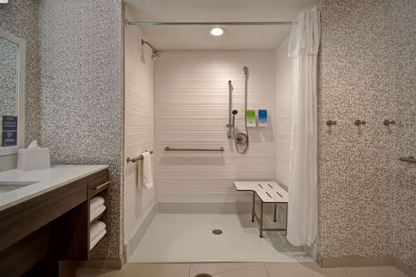  - Home2 Suites by Hilton Eau Claire