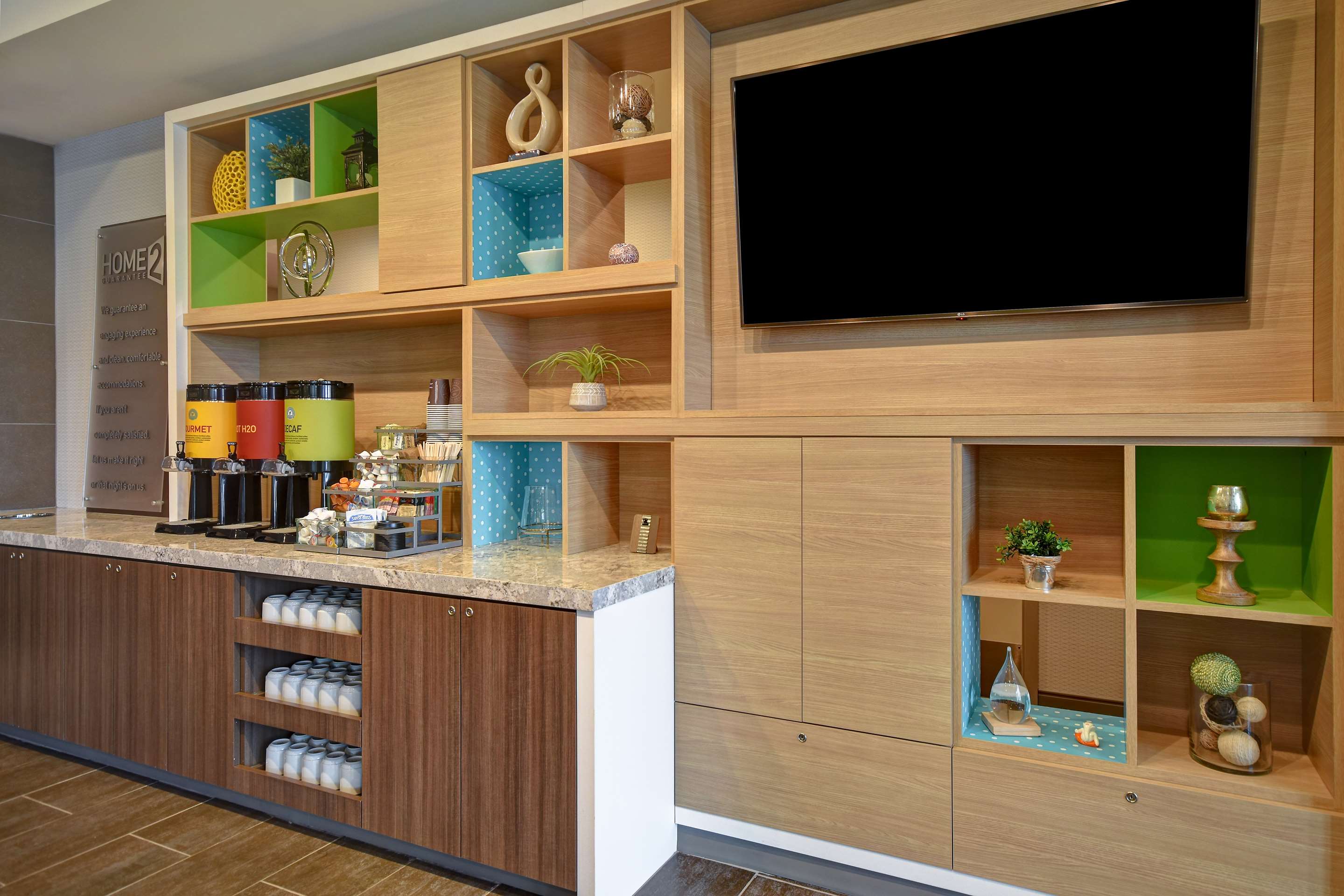 Lobby | Home2 Suites Eau Claire South, Wi