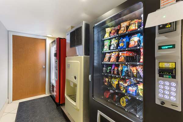  - SureStay Plus Hotel by Best Western Scottsdale