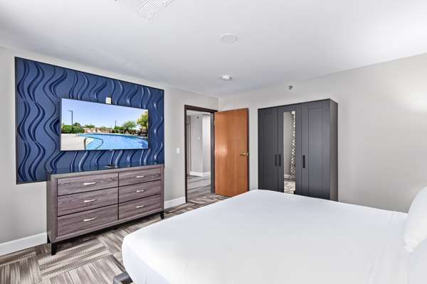  - Fountain Park Hotel