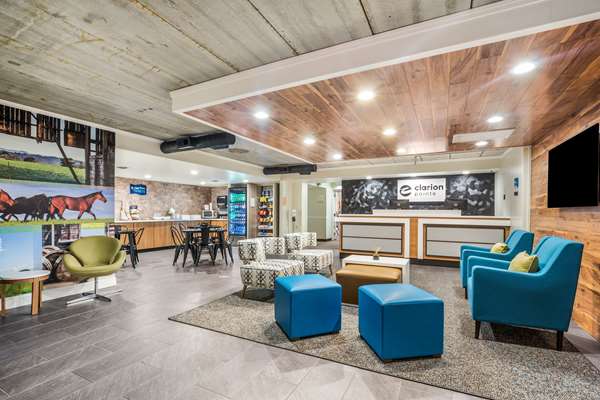  - Clarion Pointe Hotel Richmond - I-75, Exit 90