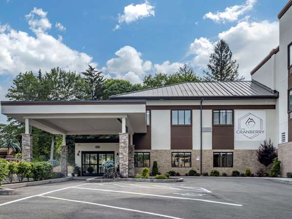 Exterior view - Cranberry Hotel Morgantown
