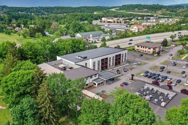 Exterior view - Cranberry Hotel Morgantown