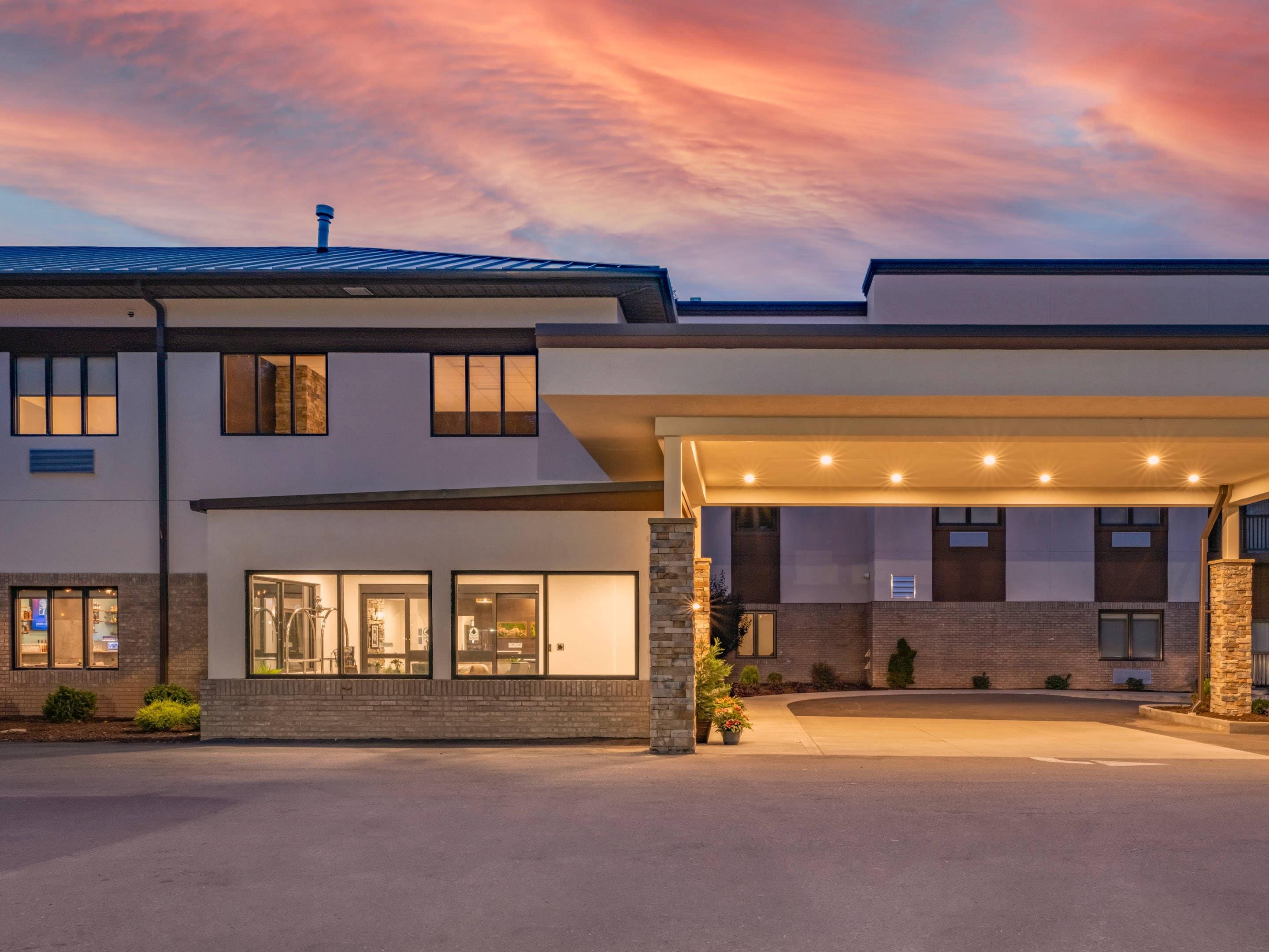 Hotel exterior | The Cranberry, Ascend Hotel Collection