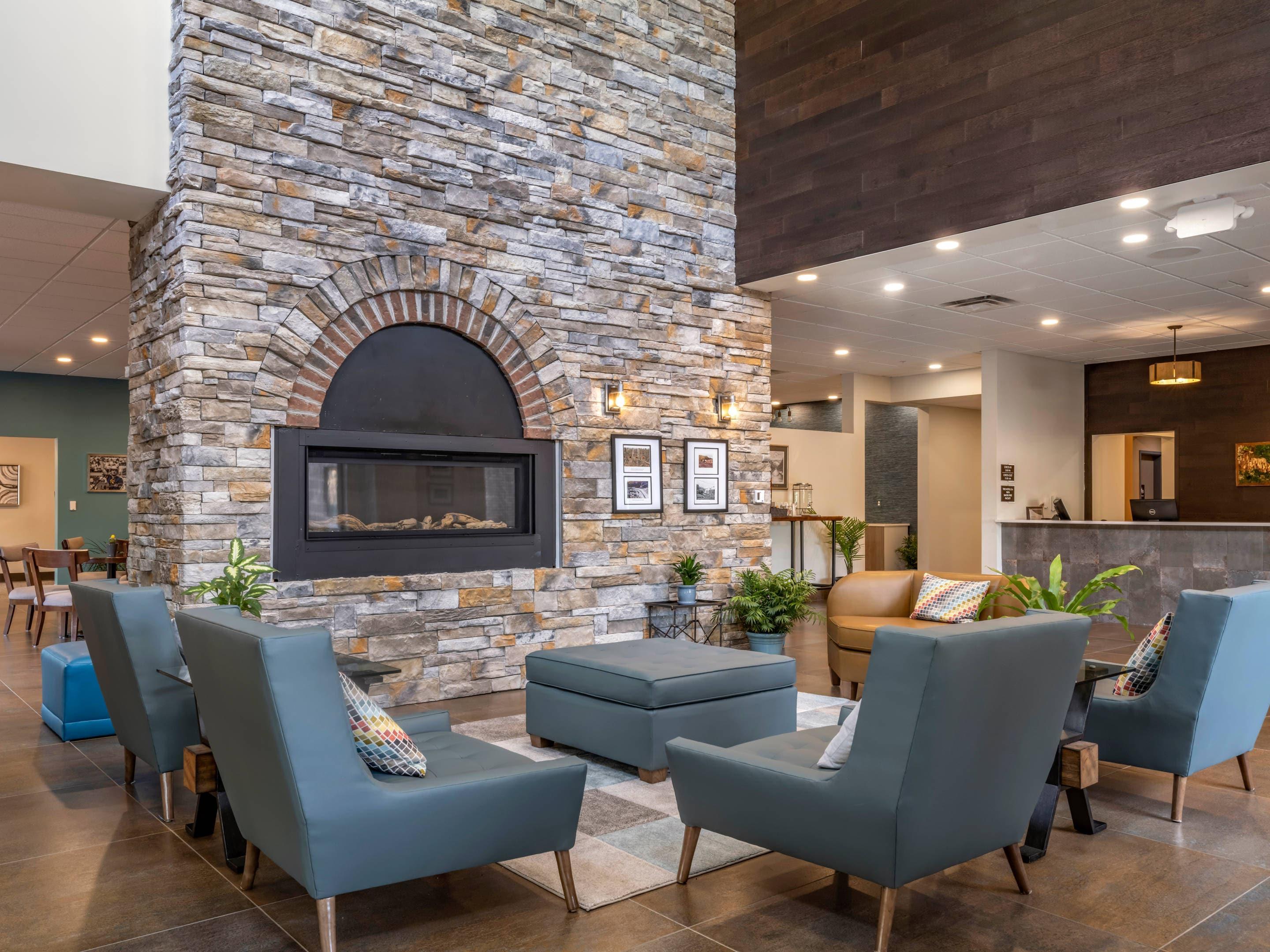 Hotel lobby | The Cranberry, Ascend Hotel Collection