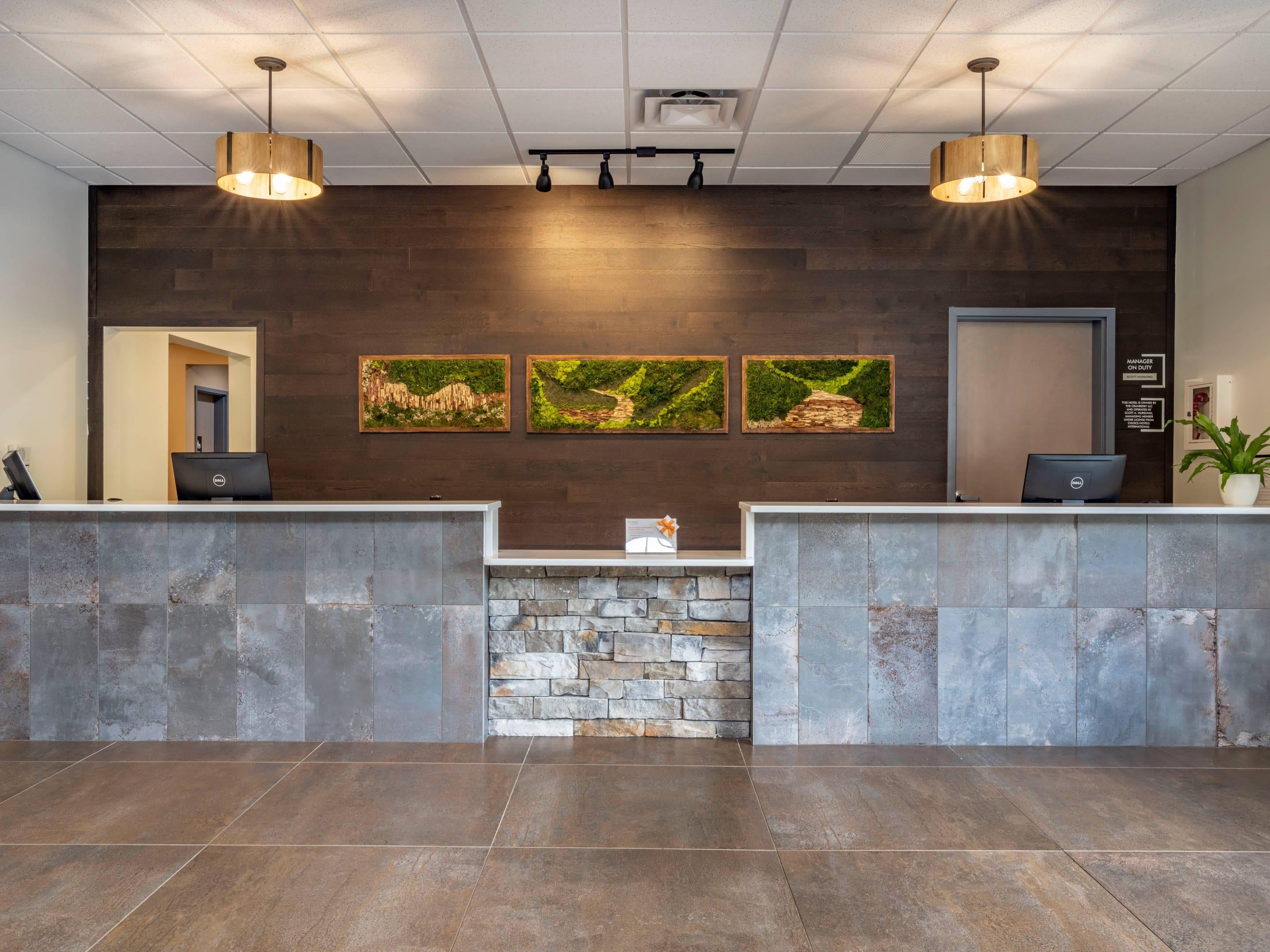Front desk | The Cranberry, Ascend Hotel Collection