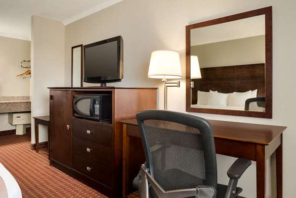  - Days Inn Whitmore Lake