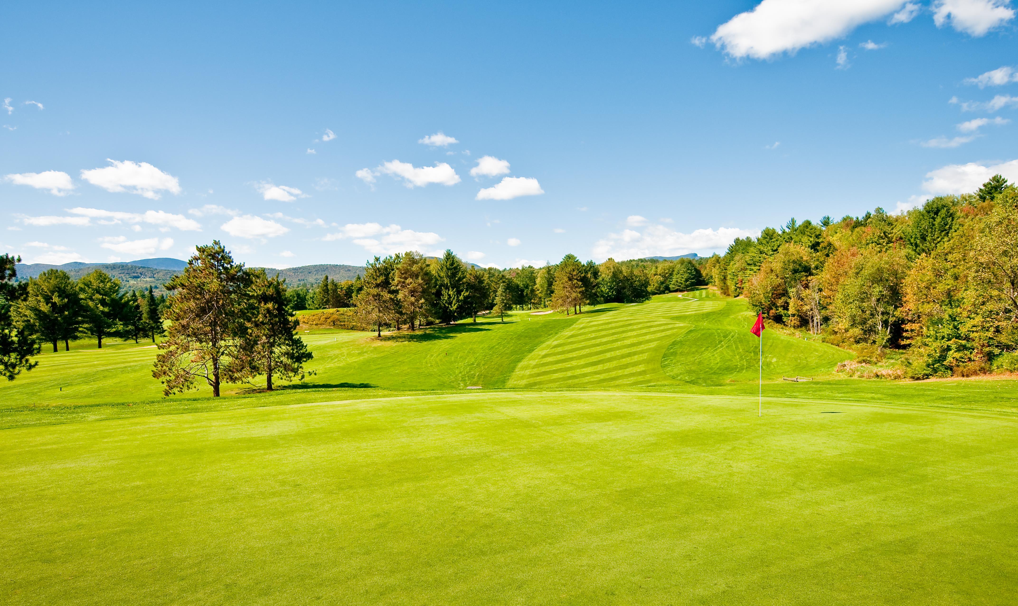 Golf | The Lodge at Spruce Peak, a Destination by Hyatt Residence