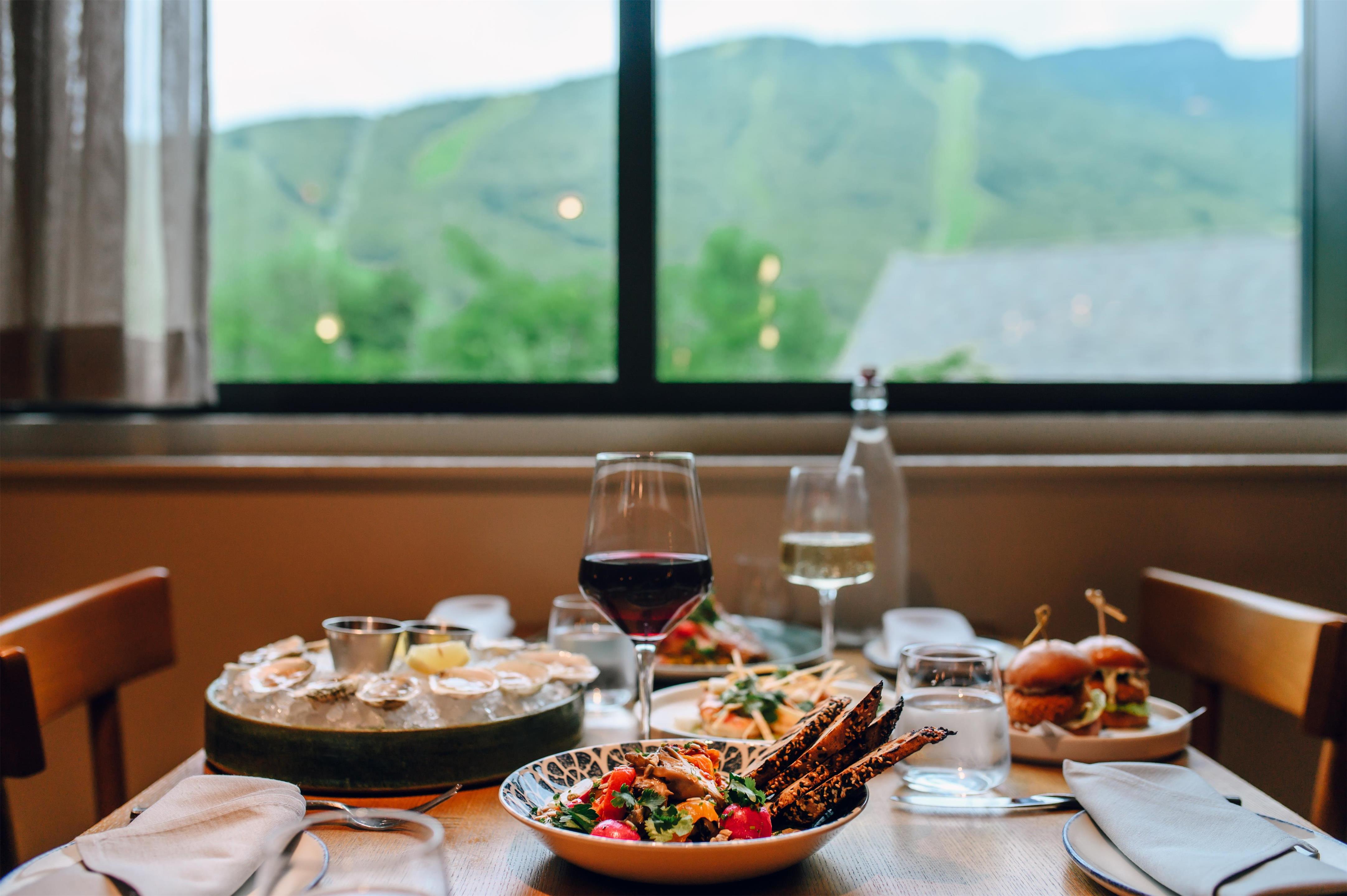 Restaurant | The Lodge at Spruce Peak, a Destination by Hyatt Residence