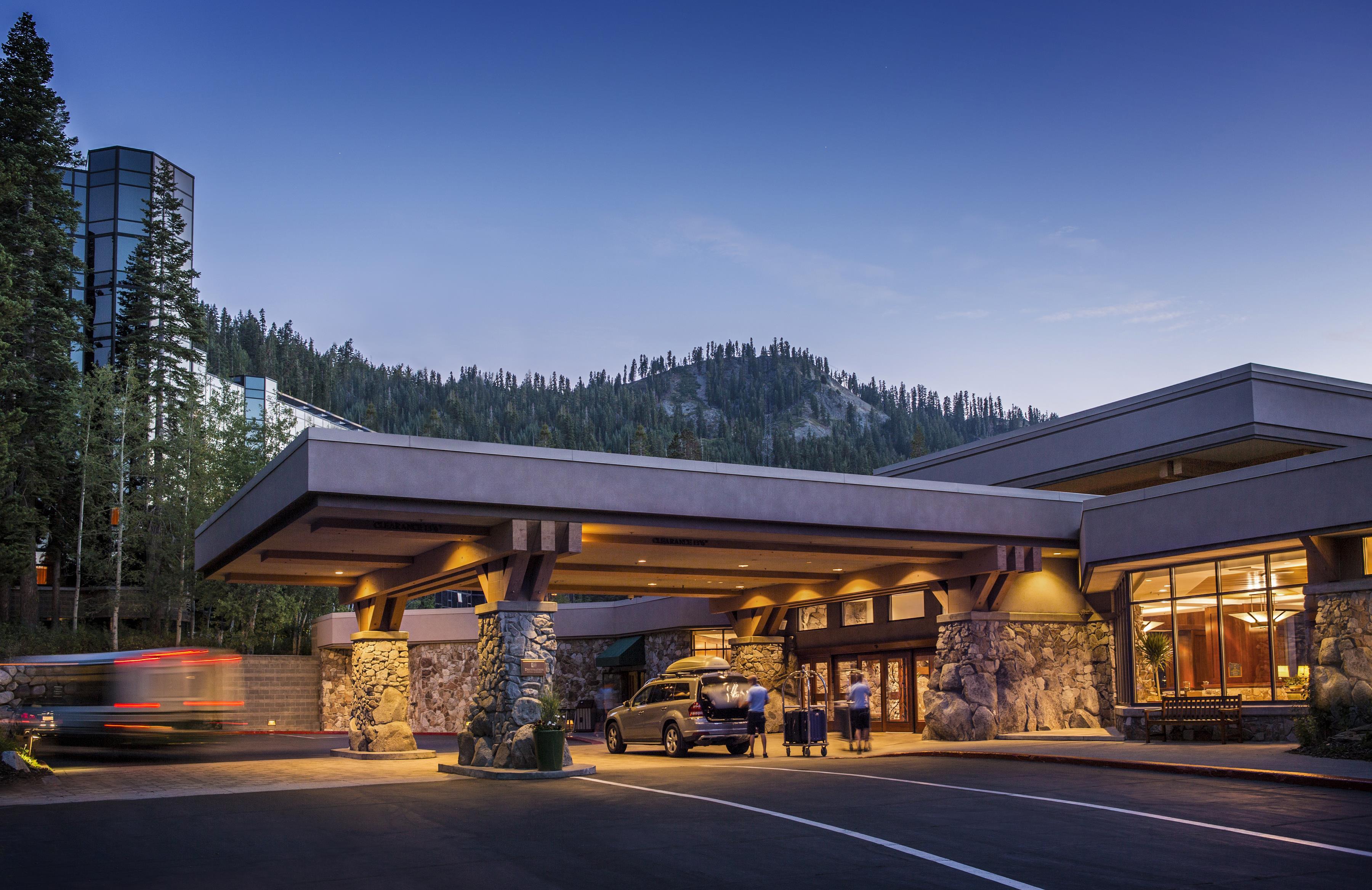 Exterior | Everline Resort & Spa Lake Tahoe