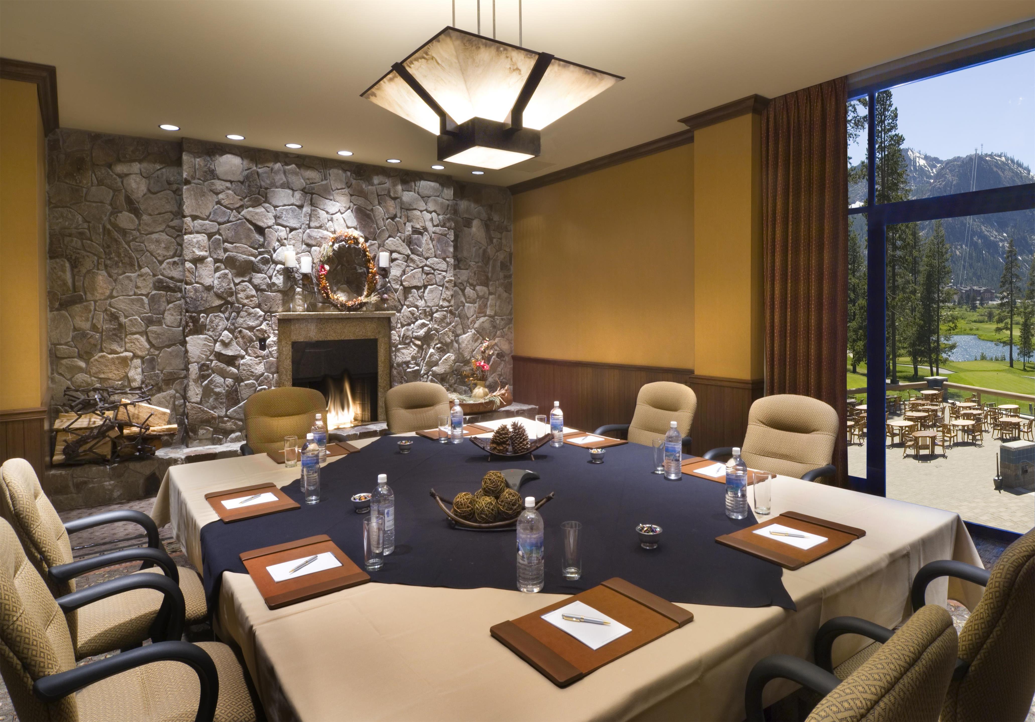 Meeting Room | Everline Resort & Spa Lake Tahoe