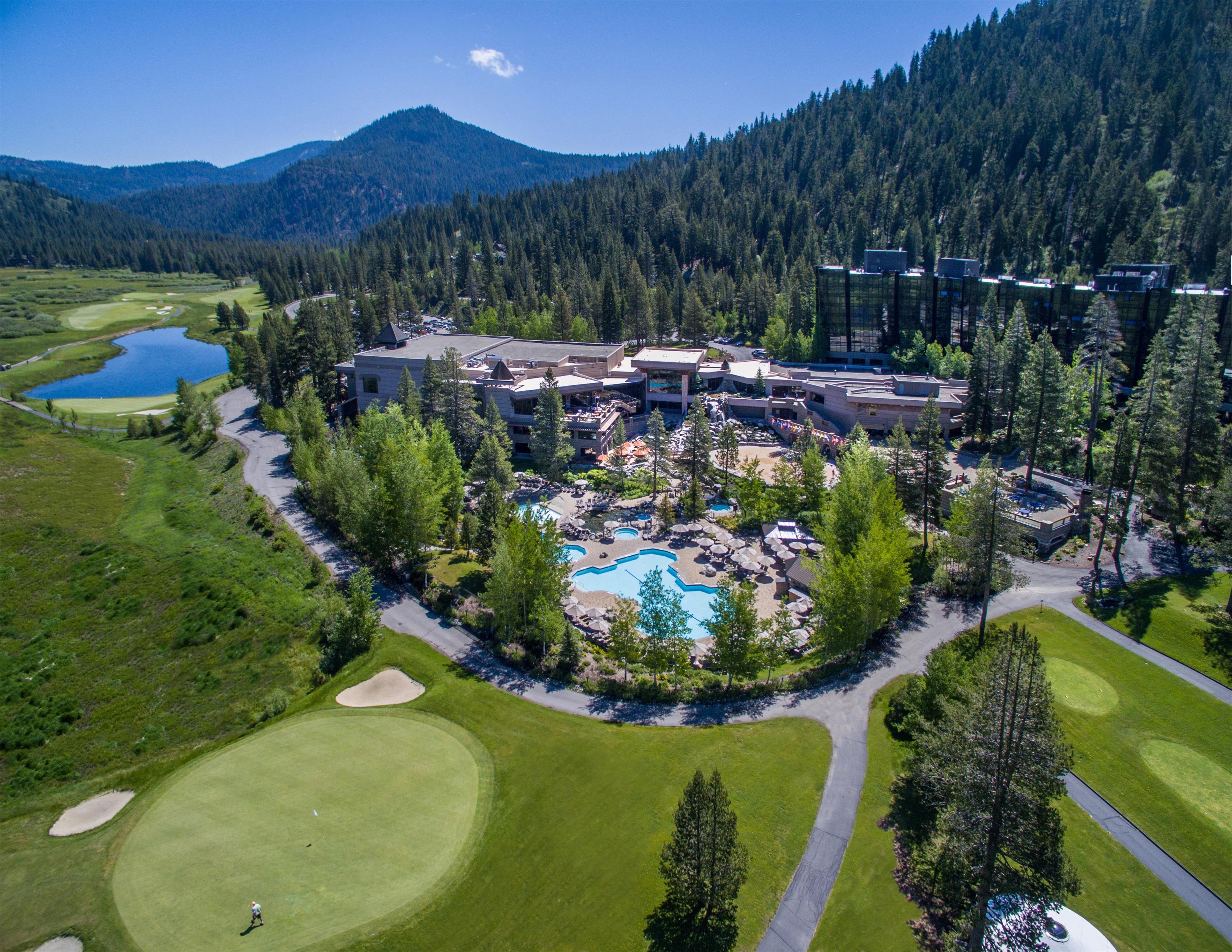 Exterior | Everline Resort & Spa Lake Tahoe