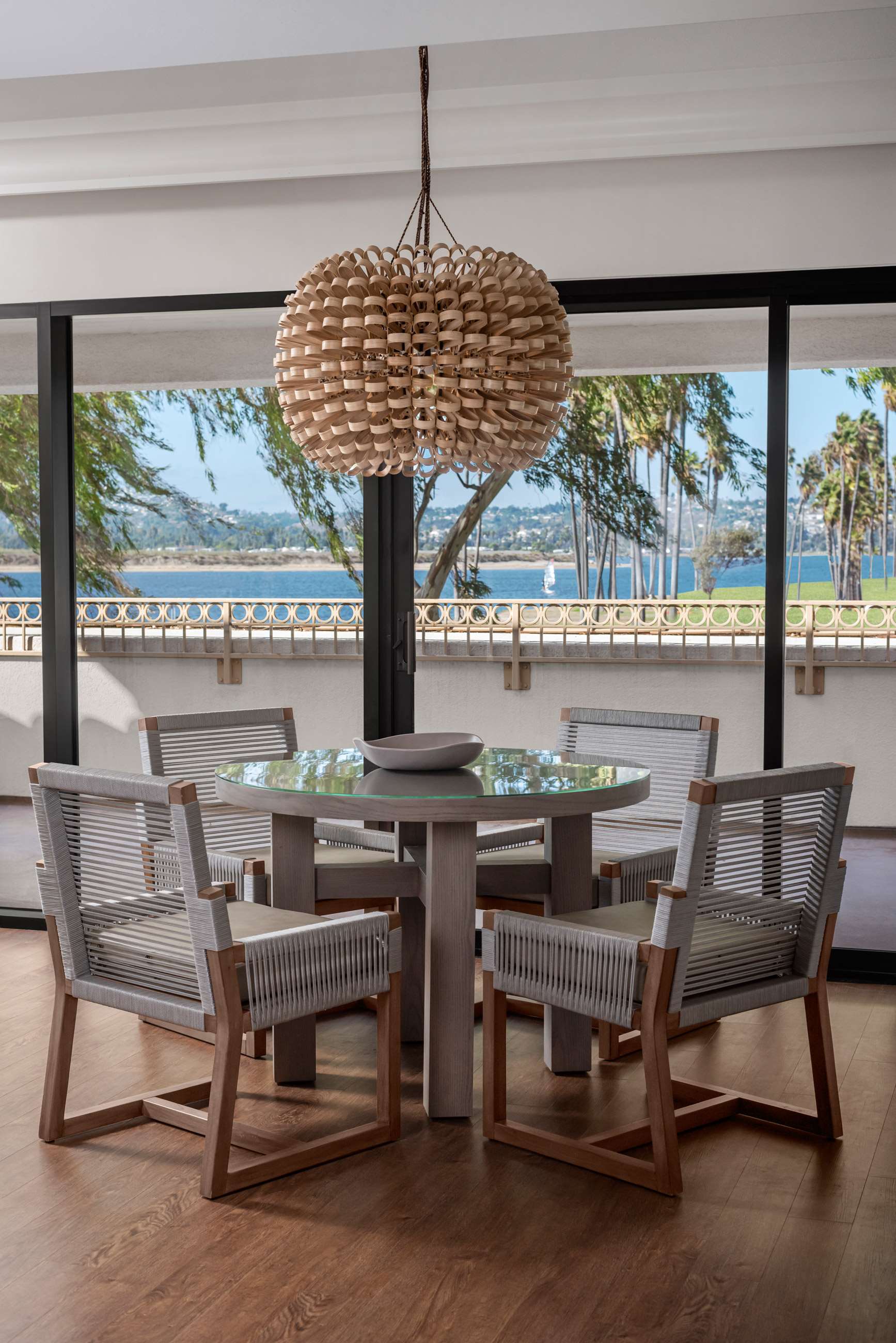 Moonlight Suite Dining Area
