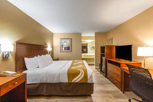  - Quality Inn Quincy - I-10, Exit 181